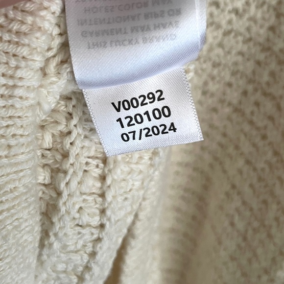 Lucky Brand Knit Cardigan with Floral Etched Buttons, Size L - Picture 14 of 14